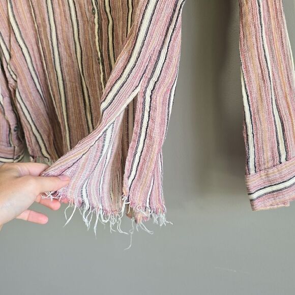 Billabong 100% Cotton Striped Distressed Frayed Loose Fit Classic Button Shirt - Picture 4 of 10